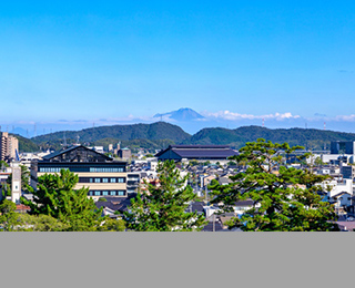 アクセス